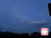 七夕节快乐🎊
今晚的月亮🌙肉眼可见是半圆
🉑我却拍出了圆月