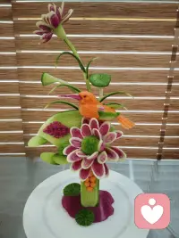 把积压的情绪倾诉出来；也可以什么都不做，就安静地坐着，听听音乐，让身心彻底放松。这短暂的留白，是给自己充电，是让疲惫的灵魂得以喘息。配图