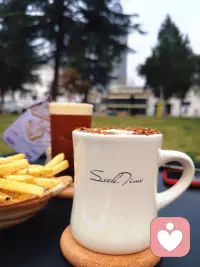 真正的强者，不是没有敌意的人，而是能在敌意中，依然活得很清醒的人。