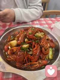 又到了吃虾的季节。肉质细嫩多汁。