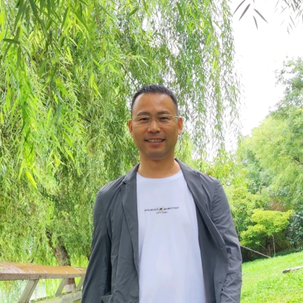 暖枫情感倾听者