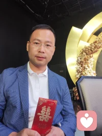 今天来参加侄女的婚礼，爱情的定义就是一生一世，一世一生。