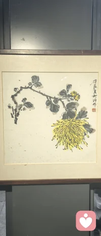 在人际关系中，若你从不敢坦然地“使用”他人，连一次寻常的求助都伴随着万般小心与千恩万谢，这或许映射出一种深层的心理模式：在你的成长经历里，或许连向父母提出最基本的需求，都曾被视作一种麻烦与打扰，可能会换来冷漠、抱怨或被标上“不懂事”的标签。

这种体验让你学会，最好的懂事就是“不添麻烦”。于是，你的内心慢慢被刻下了一道公式：需要=负担，求助=亏欠。你将自我活成了一座孤岛，用不打扰来维系关系，用不麻烦来证明价值。

然而，真正滋养的关系，恰恰存在于这份相互麻烦的勇气里，它允许需要被看见，允许脆弱被接住，那正是联结的开始。真正的成长，在于敢于冒一次险，坦然地“使用”一段值得信任的关系。配图