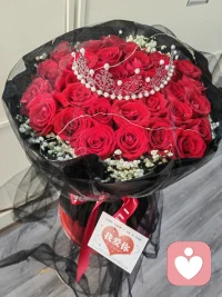 女人要学会“半糖主义”除了经营爱情和婚姻，还要学着去经营和打理自己的生活。慢慢的你就会发现，你的爱情越来越有滋味，你的生活越来越有意义。配图