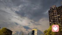 岁月不声不响，你也不慌不忙。
想明白并不一定需要明白之后，
而是无所谓之后;
放下执念，再重要的人也变得无所谓了。