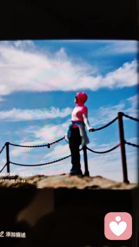 世间所有的不易都应该被理解，所有的付出都应该被看见，所有的情绪都应该被接纳！一览众山小，才会弱化所有的不开心…带你去山巅感受放空大脑，那都不是事的感觉配图