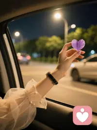 女人，坚强，独立，是唯一的选择。寂寞的时候放首歌给自己听，伤心的时候找个角落擦擦眼泪，告诉自己，这不是事，时刻提醒自己，一定要坚强配图