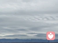 倾听不是简单的“听见”，而是它传递的是“我在意你的感受”这一信号配图