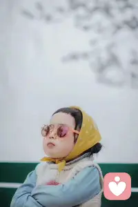 我们习惯把幸福理解为“有”，有车有房，有钱有权；
其实幸福应该是“无”吧，无忧无虑，无病无灾，无牵无挂🌹配图