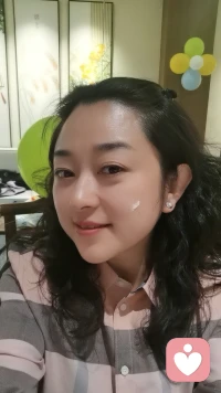 很多时候 你不是需要大道理
而是需要一个人 安安静静听你说完所有话
我在这里 不急不催 不评判 不说教
只认真听你说 好好陪着你
让你被看见 被理解 被温柔以待配图