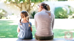 《等风来，也等你长大》\n \n孩子的心是透明的琥珀，封存着最原始的纯真与善意。每一次眨眼，都是对世界好奇的试探；每一句童言，都是未经污染的真诚独白。在心灵成长