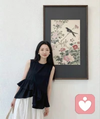  见过许多情绪故事，更珍惜当下的轻松与快乐。愿我们都常被温柔和好运环绕。
