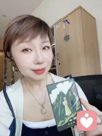 有点惊到[恐惧]
相同的问题
居然给出相同的答案