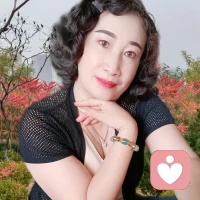 周末愉快呀！
周末休息不打烊，全天在线陪伴
有心事，有情绪，有快乐随时来找我聊聊，我一直在配图