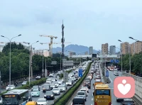 北京雨天的早高峰，你那里呢？