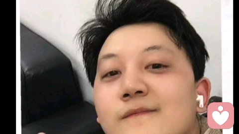 回避型依恋:那个越爱越逃的人,心里藏着无人懂的脆弱