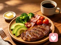 一日三餐与情绪滋养🌹
朋友，当你好好用餐，吃正确的食物时，你知道吗？ 每日三餐的滋味，藏着情绪的温度，饮食里的营养韵律，是滋养心境的能量。清晨一餐，唤醒沉睡的身体，温润的碳水与鲜活的蛋白缓缓释能，让心绪告别混沌，以平和舒展开启朝暮；正午食味，丰沛的营养为身心充能，膳食纤维抚平浮躁，优质蛋白与健康脂肪酝酿愉悦，消解半日疲惫，让情绪始终稳在安然节奏；日暮轻食，清淡配比卸下身体负担，温润碳水安抚神经，细碎营养默默滋养，让白日的纷扰慢慢沉淀，以舒缓平和奔赴安眠。三餐有序，营养有度，舌尖的美好滋养身心，让每一份情绪，都能在妥帖的食养里，温柔安放，自在舒展配图