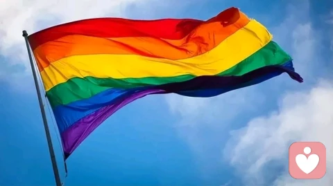 他们的爱同样热烈而真诚