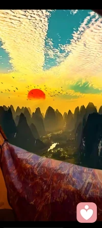 谢谢你；保佑你；感恩你；抱抱你想走就你的心声，听你的故事，思考我的人生。配图