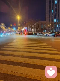 人生要走过许多斑马线，斑马线的存在就是安全，就像我的存在是为了倾听你心里所有的故事
大家好，欢迎来到小安倾听的世界