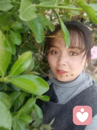 你是不是也在深夜里，翻着聊天记录偷偷掉眼泪？
明明那么用力爱过，最后却只剩满心委屈和放不下。
失恋的痛，真的不用一个人硬扛。
 
 
深夜崩溃、反复回忆、舍不得又放不下，
失恋的痛，只有经历过的人才懂。
别一个人硬扛，别把情绪藏起来，
你可以哭，可以说，可以慢慢走出来。
专业倾听，温暖陪伴，
陪你告别错的人，找回丢失的自我
 
如果你现在很难受、很委屈，
别怕，也别觉得丢人。
来告诉我，我认真听，慢慢陪你走出来。配图