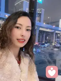 你是否需要一个树洞
安放那些无处安放的
情绪？
我是倾听师：心语
我在养心殿等你下单配图