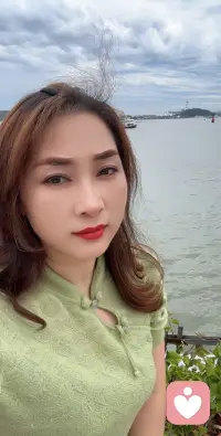每个人都会或多或少的经历一段低谷期，现在的我也是在低谷期，我们可以一起走过这段艰难岁月配图