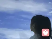 当你有心事，可以抬头看看天，没有答案，但是会累配图