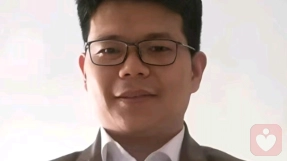 李铭恩
