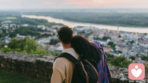 从人性中谈情感，从情感中聊人性