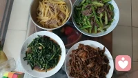 允许自己慢下来，允许自己躺一会儿。人生那么长，我们储备好了能量再出发！不会晚！