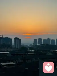 每一次日出，
都是与美好的不期而遇。配图