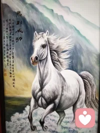 新的一年又开始了，都说马年是马到成功的一年，祝大家都发大财。发财了别闷着不知声，过来请吃个饭呦！配图