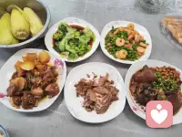 美食开始啦！想吃的来吧。