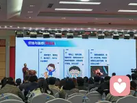 高中生厌学现象普遍。
     高中教学模式的改变，孩子们跟不上老师的快节奏，家长的期待值过高：“我天天陪你早起晚睡，你才考这点分”只注重结果，不看过程，孩子们越到考试压力越大，导致后来逃避考试，三天两头请假，从听不懂到摆烂，咱加上手机等智能产品，孩子越发依赖不能自拔。厌学不是孩子的“问题行为”，而是系统失衡发出的警报。
      真正的教育，不是把篮子装满，而是把灯点亮。
      当孩子重新感受到“我被理解”“我有价值”“未来有光”，学习的动力才会从内心自然生长。配图