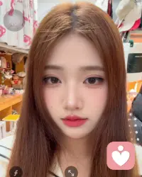 大家好 我是新入驻的倾听师云云 有什么心事可以找我倾诉哦。我愿意做你安静的陪伴者，耐心听你所有的情绪、烦恼和心事配图