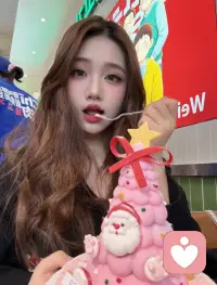 大家好 我是新入驻的倾听师云云 有什么心事可以找我倾诉哦。我愿意做你安静的陪伴者，耐心听你所有的情绪、烦恼和心事配图