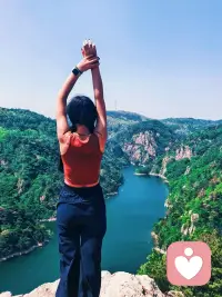 我们终其一生，都在找一个能“说得着”的人，可到头来却发现，自己早已困在“说不着”的汪洋里配图