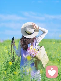 人生最好的境界是，丰富的安静。
远观外界的诱惑，近察内在的宝藏。
于无声处听雨,于寂静时看山，
这样的日子,已足够美好。配图