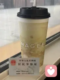 每天强忍着让自己开心快乐🎉，但是心情只有自己清楚，莫名奇妙的伤感难过💔想哭，找不到自己的前方路，真的像我一个师哥说的那样吗？我已轻重度抑郁了吗？配图