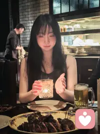见过太多情绪的起伏，更懂得好好生活的珍贵。用心倾听，用爱陪伴，在你们的故事里温柔驻足，在自己的生活里认真前行💖配图