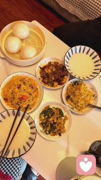 美好的一天从吃早饭开始配图