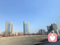 眼前这片空地 看似杂乱，不久会变得热闹 繁华
------请允许时间  给时间些时间  闲来无事 小感受 分享配图