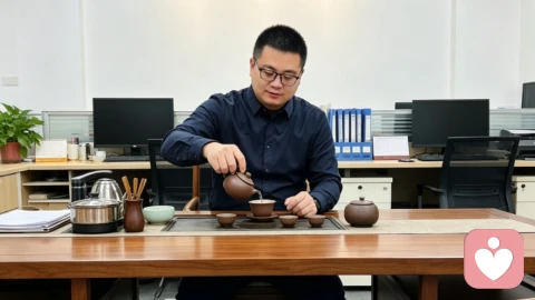 相亲对象不爱聊天、态度冷淡,正确的追求方式(深度实操建议)