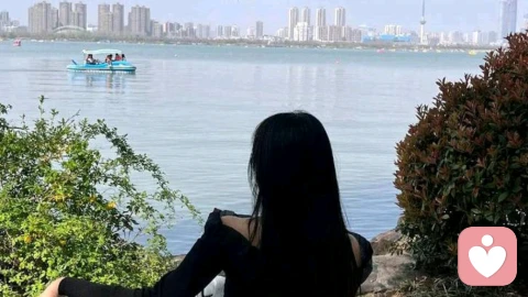 快速摆脱单身:真正高效的脱单思维与落地方法