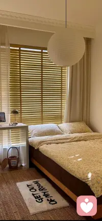 . 别和生活较劲，学会与自己和解，温柔且坚定地往前走。配图