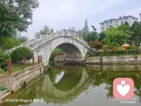 一场秋雨一场寒，一份惦记暖心间，降温了，注意添衣保暖