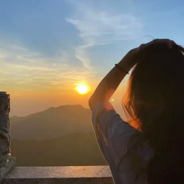 欣晴