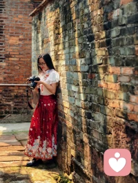 世界很吵，没关系。
在这里，你可以安心做自己。
我会安安静静，听你把所有心事都说完。