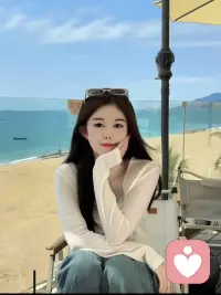 与其纠结过去，不如撒欢奔赴未来——前方可是藏着惊喜盲盒哟📦配图